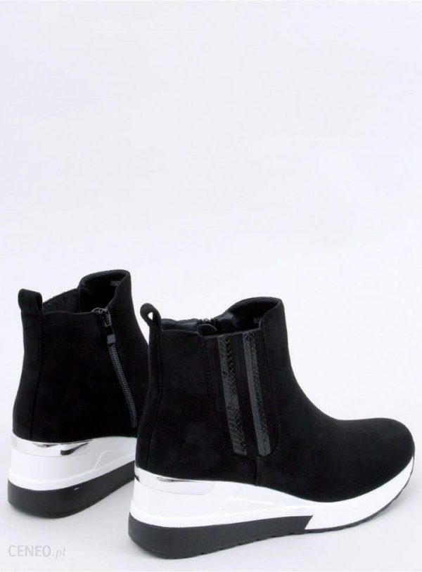 Botki na koturnie STOCK BLACK Inello
