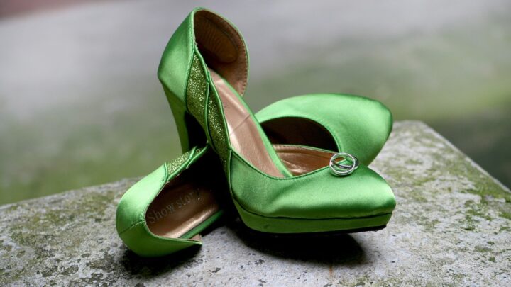 Z czym nosić zielone buty damskie